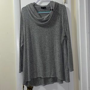 Woman’s top. Grey. Size 2X